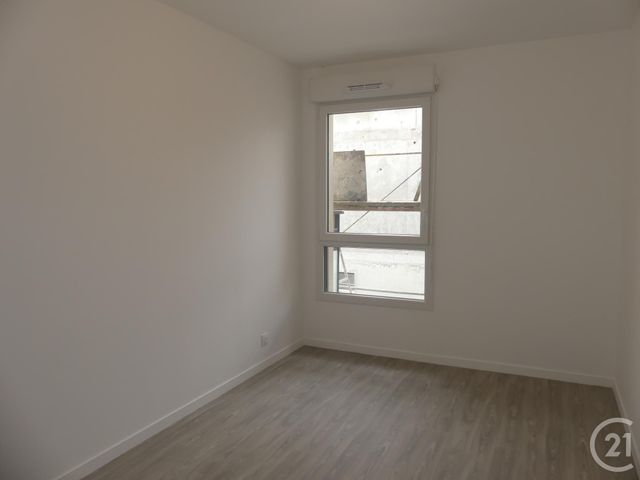 Appartement F2 à louer - 2 pièces - 44.19 m2 - MAUREPAS - 78 - ILE-DE-FRANCE - Century 21 S.L.P. Immobilier