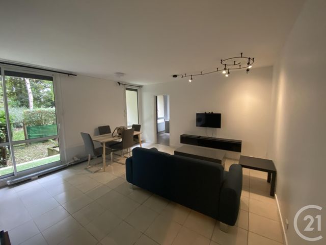 Appartement F2 à louer - 2 pièces - 40.39 m2 - ELANCOURT - 78 - ILE-DE-FRANCE - Century 21 S.L.P. Immobilier