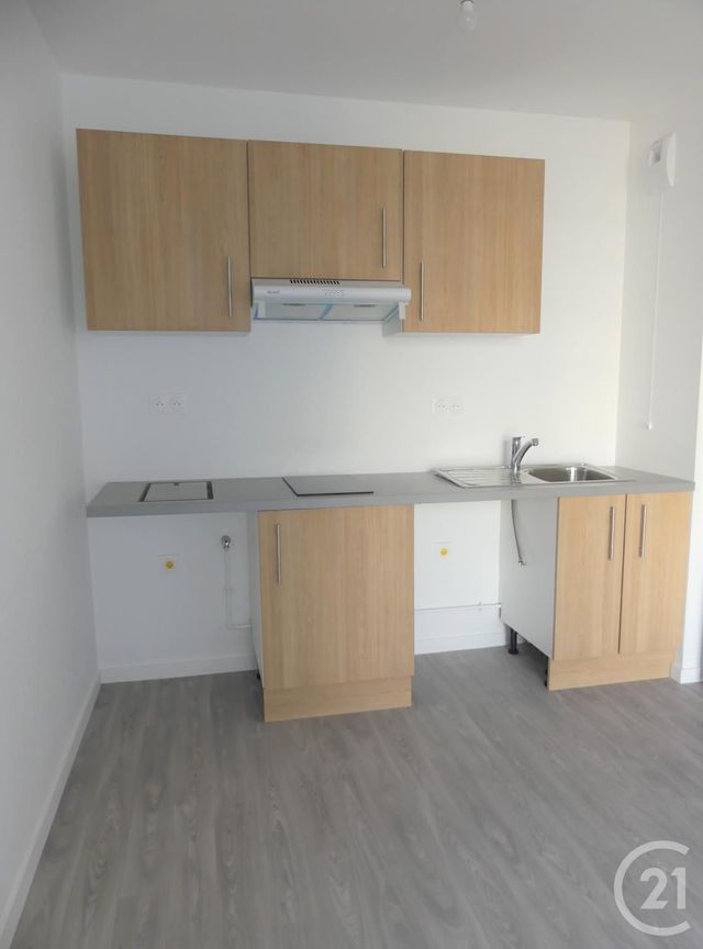 Appartement F2 à louer - 2 pièces - 40.12 m2 - MAUREPAS - 78 - ILE-DE-FRANCE - Century 21 S.L.P. Immobilier