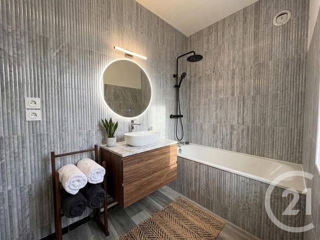 Appartement F3 à vendre - 3 pièces - 65.44 m2 - ELANCOURT - 78 - ILE-DE-FRANCE - Century 21 S.L.P. Immobilier
