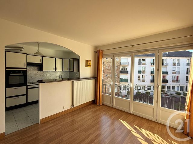 Appartement F2 à louer - 2 pièces - 46.34 m2 - MAUREPAS - 78 - ILE-DE-FRANCE - Century 21 S.L.P. Immobilier