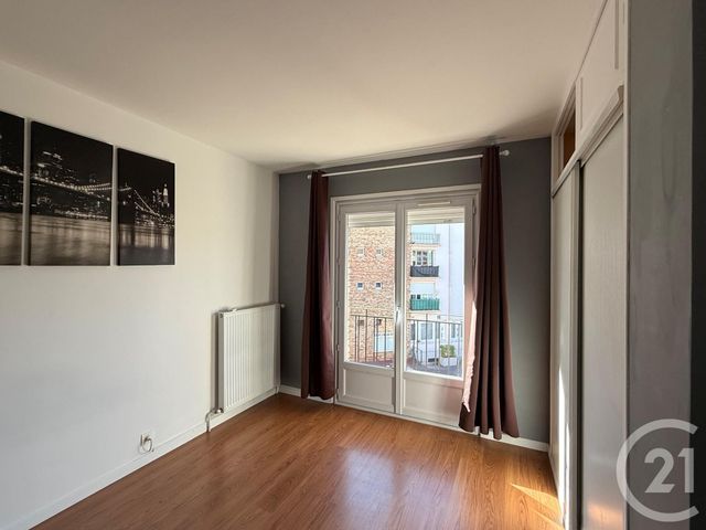 Appartement F2 à louer - 2 pièces - 46.34 m2 - MAUREPAS - 78 - ILE-DE-FRANCE - Century 21 S.L.P. Immobilier