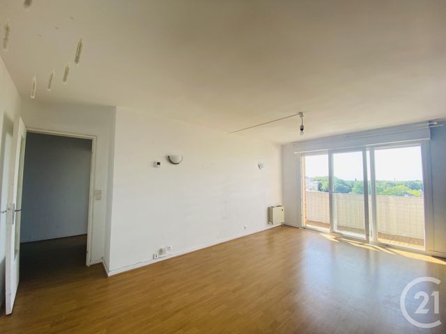 Appartement F3 à louer - 3 pièces - 70.71 m2 - MAUREPAS - 78 - ILE-DE-FRANCE - Century 21 S.L.P. Immobilier