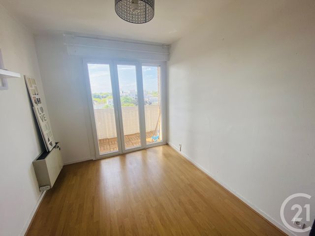 Appartement F3 à louer - 3 pièces - 70.71 m2 - MAUREPAS - 78 - ILE-DE-FRANCE - Century 21 S.L.P. Immobilier