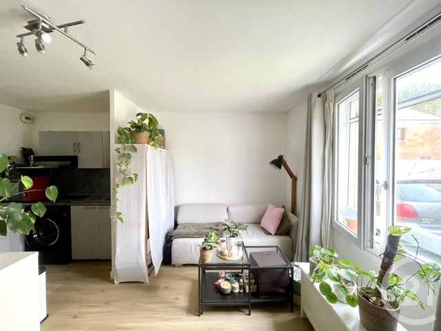 Appartement F1 à vendre - 1 pièce - 24.73 m2 - MAUREPAS - 78 - ILE-DE-FRANCE - Century 21 S.L.P. Immobilier