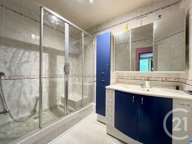 Appartement F3 à vendre - 3 pièces - 75.0 m2 - ELANCOURT - 78 - ILE-DE-FRANCE - Century 21 S.L.P. Immobilier