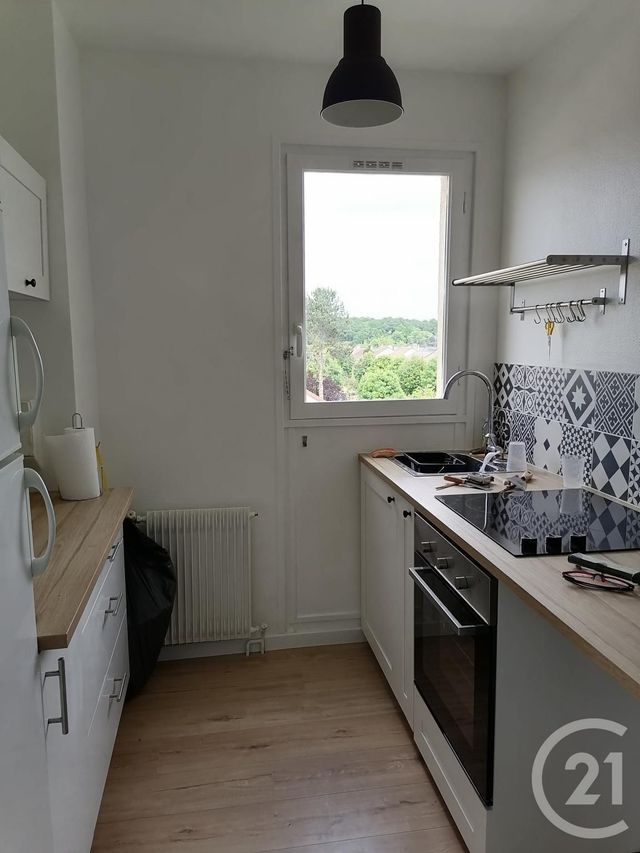 Appartement F1 à louer - 1 pièce - 33.85 m2 - MAUREPAS - 78 - ILE-DE-FRANCE - Century 21 S.L.P. Immobilier
