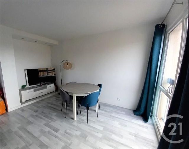 Appartement F1 à louer - 1 pièce - 33.85 m2 - MAUREPAS - 78 - ILE-DE-FRANCE - Century 21 S.L.P. Immobilier