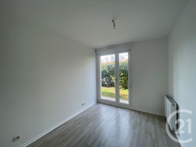 Appartement F3 à louer - 3 pièces - 66.0 m2 - ELANCOURT - 78 - ILE-DE-FRANCE - Century 21 S.L.P. Immobilier