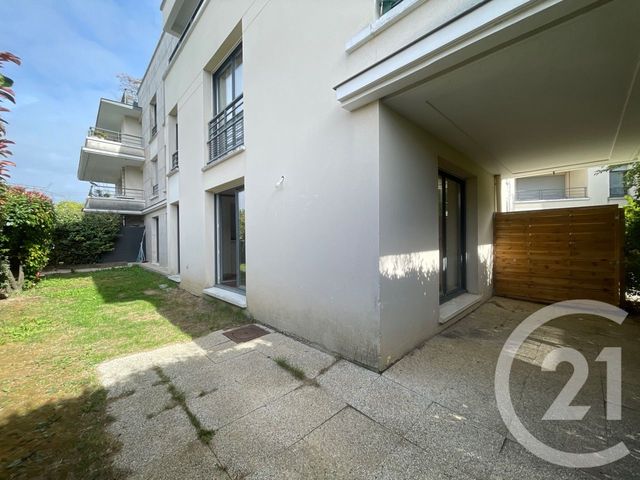 Appartement F3 à louer - 3 pièces - 66.0 m2 - ELANCOURT - 78 - ILE-DE-FRANCE - Century 21 S.L.P. Immobilier