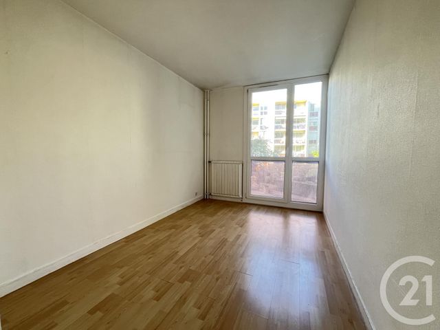 Appartement F2 à vendre - 2 pièces - 50.15 m2 - MAUREPAS - 78 - ILE-DE-FRANCE - Century 21 S.L.P. Immobilier