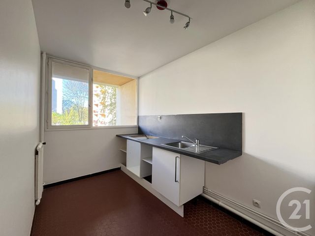 Appartement F2 à vendre - 2 pièces - 50.15 m2 - MAUREPAS - 78 - ILE-DE-FRANCE - Century 21 S.L.P. Immobilier