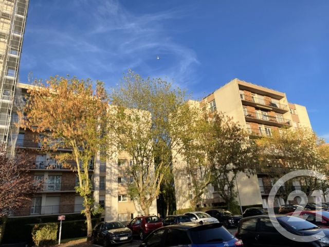 Appartement F2 à louer - 2 pièces - 46.76 m2 - MAUREPAS - 78 - ILE-DE-FRANCE - Century 21 S.L.P. Immobilier
