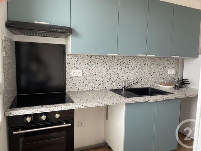 Appartement F2 à louer - 2 pièces - 45.53 m2 - MAUREPAS - 78 - ILE-DE-FRANCE - Century 21 S.L.P. Immobilier