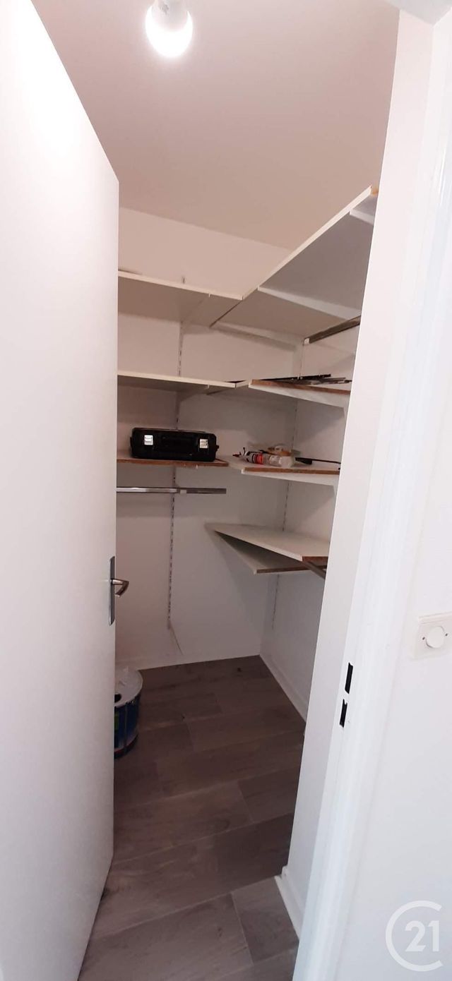 Appartement F1 à louer - 1 pièce - 33.48 m2 - MAUREPAS - 78 - ILE-DE-FRANCE - Century 21 S.L.P. Immobilier
