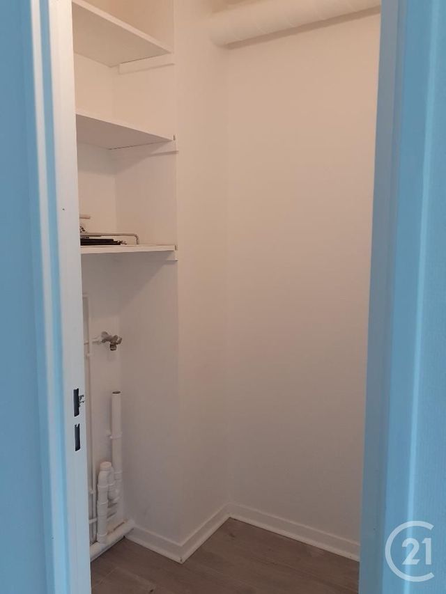 Appartement F1 à louer - 1 pièce - 33.48 m2 - MAUREPAS - 78 - ILE-DE-FRANCE - Century 21 S.L.P. Immobilier