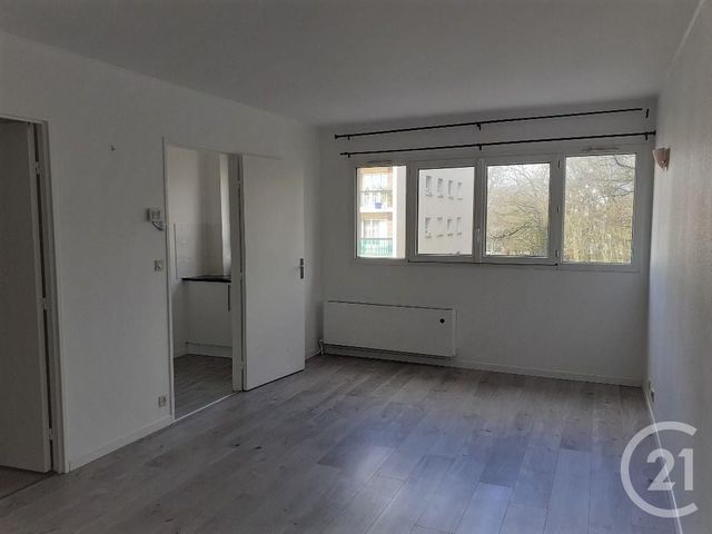 Appartement F1 à louer - 1 pièce - 33.48 m2 - MAUREPAS - 78 - ILE-DE-FRANCE - Century 21 S.L.P. Immobilier