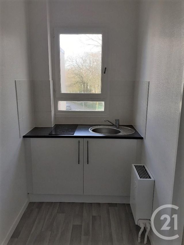 Appartement F1 à louer - 1 pièce - 33.48 m2 - MAUREPAS - 78 - ILE-DE-FRANCE - Century 21 S.L.P. Immobilier