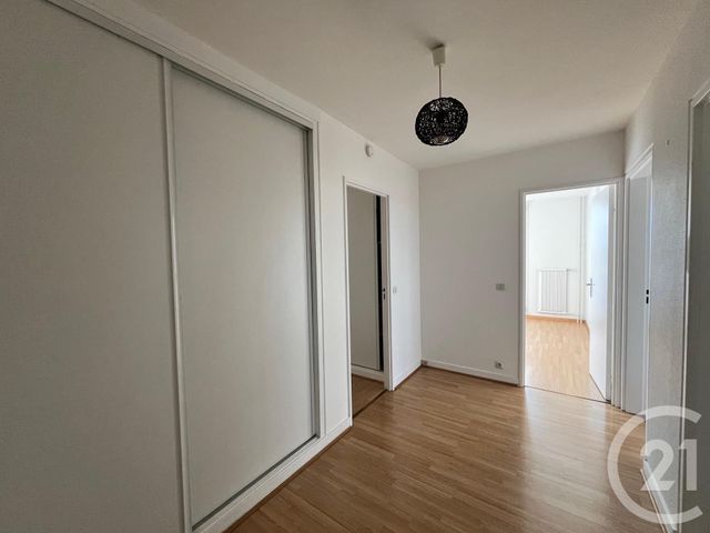 Appartement F4 à louer - 4 pièces - 87.74 m2 - MAUREPAS - 78 - ILE-DE-FRANCE - Century 21 S.L.P. Immobilier