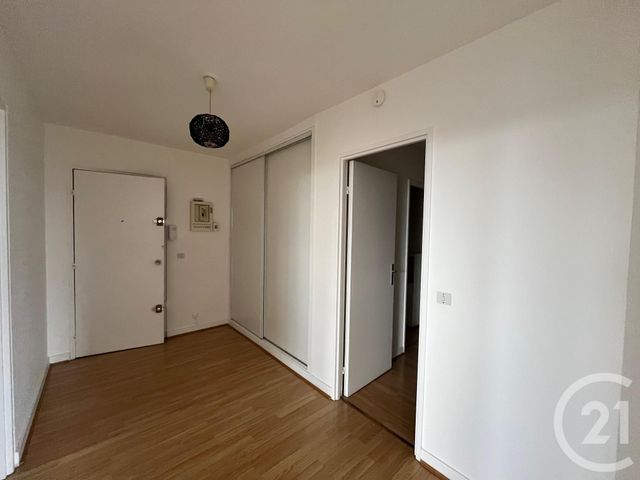 Appartement F4 à louer - 4 pièces - 87.74 m2 - MAUREPAS - 78 - ILE-DE-FRANCE - Century 21 S.L.P. Immobilier