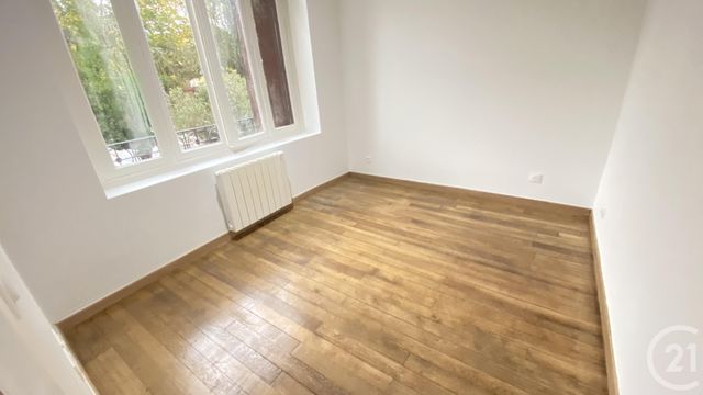Appartement à louer - 3 pièces - 64.82 m2 - NEAUPHLE LE CHATEAU - 78 - ILE-DE-FRANCE - Century 21 S.L.P. Immobilier
