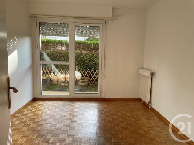 Appartement F3 à louer - 3 pièces - 62.37 m2 - MAUREPAS - 78 - ILE-DE-FRANCE - Century 21 S.L.P. Immobilier