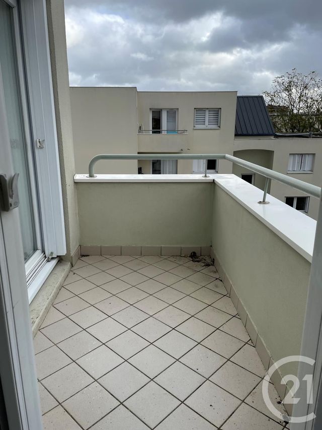 Appartement F3 à louer - 3 pièces - 68.69 m2 - ELANCOURT - 78 - ILE-DE-FRANCE - Century 21 S.L.P. Immobilier