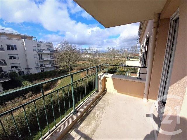 Appartement F2 à louer - 2 pièces - 47.68 m2 - ELANCOURT - 78 - ILE-DE-FRANCE - Century 21 S.L.P. Immobilier